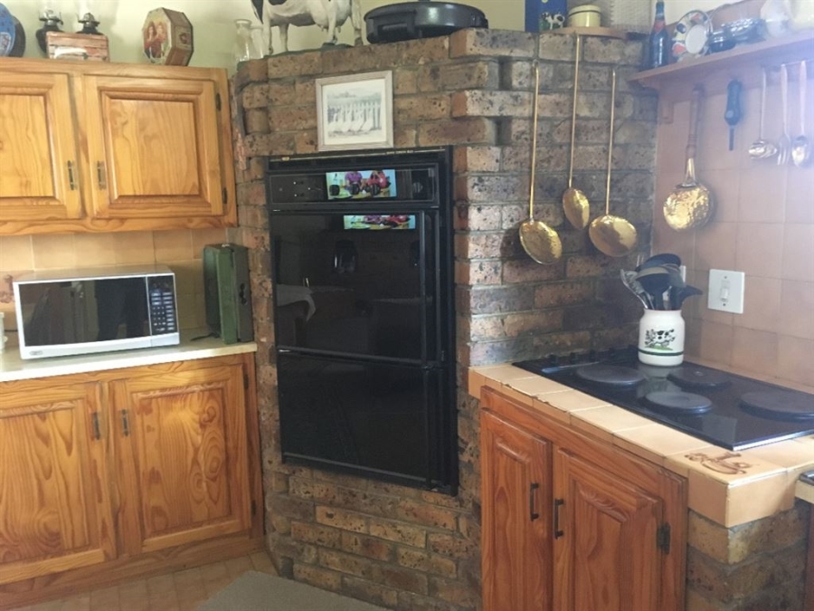 6 Bedroom Property for Sale in Parys Free State